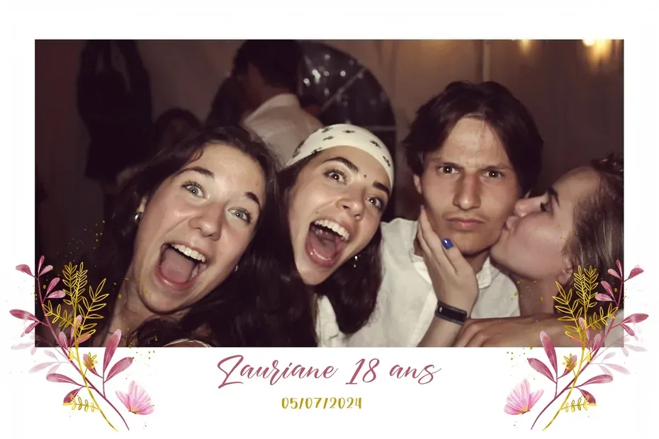 Masque d'impression photobooth, anniversaire : dix-huit ans, décor floral et dorures