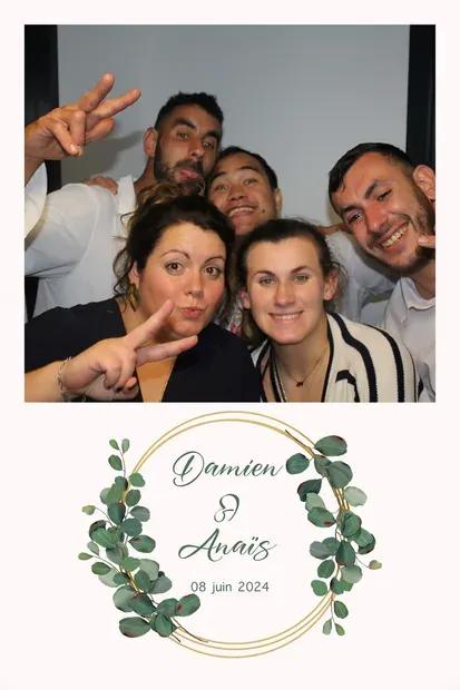 Masque d'impression photobooth, mariage : couronne végétale et prénoms centrés