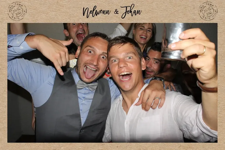 Masque d'impression photobooth, mariage : le même mariage, décliné en format paysage